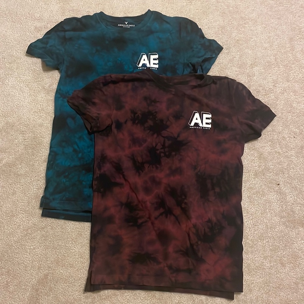 Small (flex) American Eagle tie die shirts